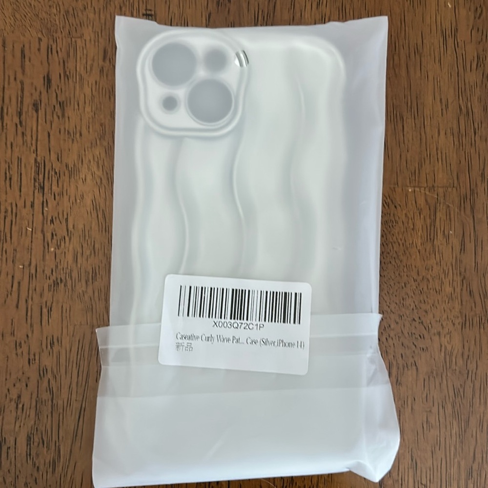 Caseative iphone14 silver wave case NIB - Picture 6 of 6
